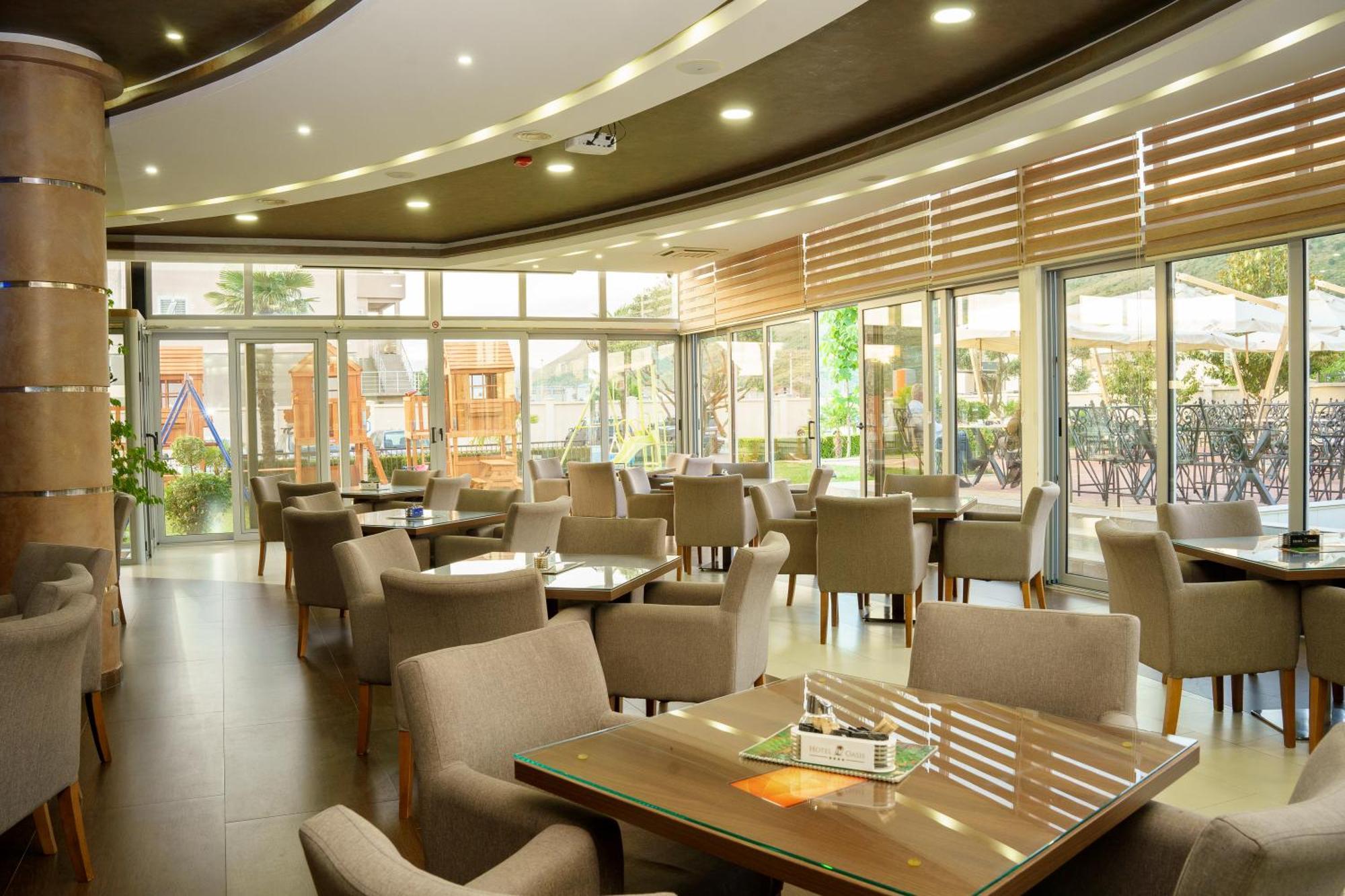 Hotel Oasis Podgorica Extérieur photo