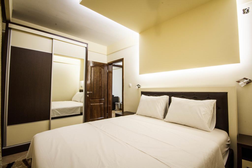 Hotel Oasis Podgorica Extérieur photo